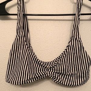 Amuse Flynn Skye Bikini Top